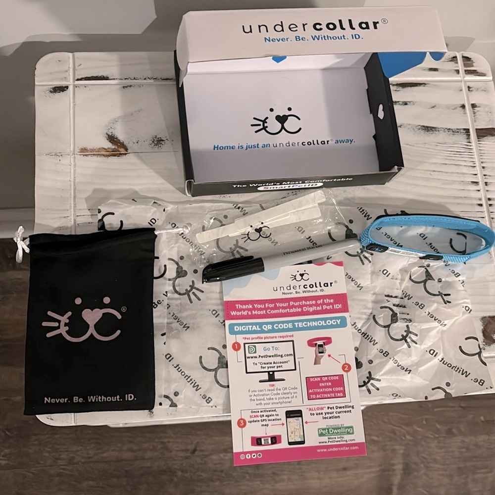 NIB GPS Pet Undercollar Stretch QR Code ID Collar & Name Tag W/ GPS Track Alerts